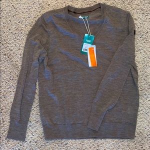New V-neck sweater, unworn with tags